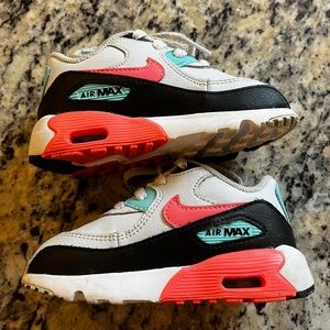 Nike Size 7 Toddler AirMax! Worn once!